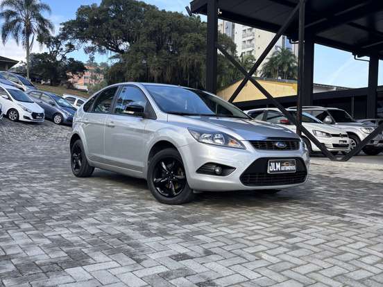 FORD-FOCUS-1.6 GL SEDAN 16V FLEX 4P MANUAL FORD-FOCUS-2010