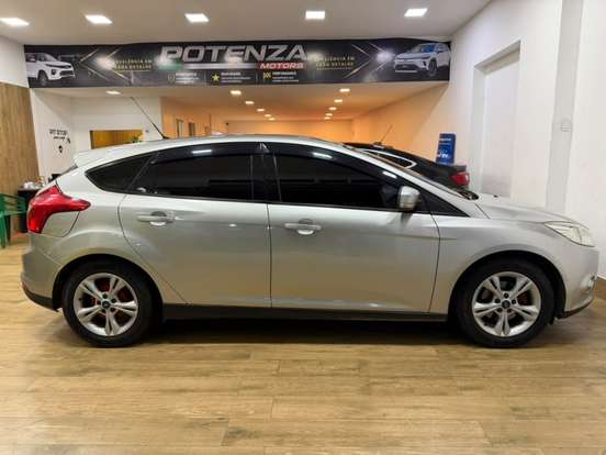 FORD-FOCUS-1.6 S 16V FLEX 4P MANUAL FORD-FOCUS-2013