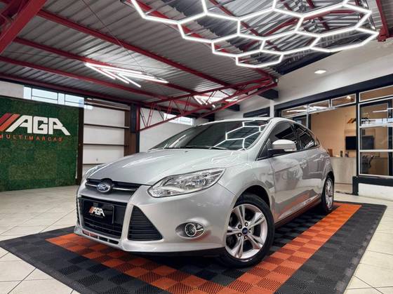 FORD FOCUS 1.6 SE SEDAN 16V FLEX 4P MANUAL