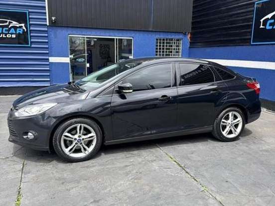 FORD-FOCUS-2.0 SE 16V FLEX 4P POWERSHIFT FORD-FOCUS-2014