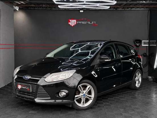 FORD-FOCUS-2014