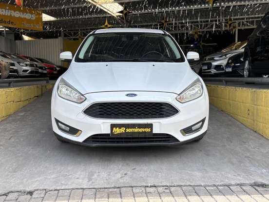 FORD-FOCUS-2.0 SE PLUS 16V FLEX 4P POWERSHIFT FORD-FOCUS-2015