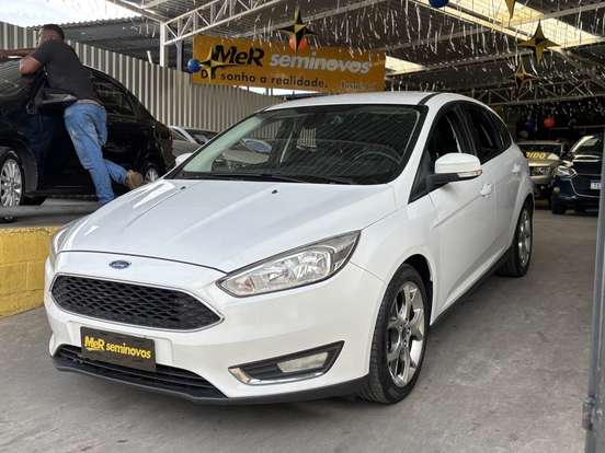 FORD-FOCUS-2.0 SE PLUS 16V FLEX 4P POWERSHIFT FORD-FOCUS-2015