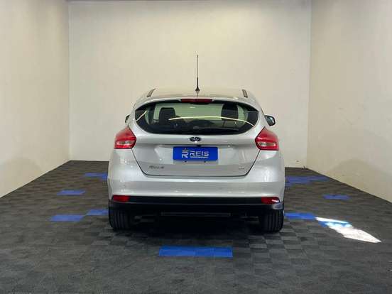 FORD-FOCUS-2.0 SE PLUS 16V FLEX 4P POWERSHIFT FORD-FOCUS-2016