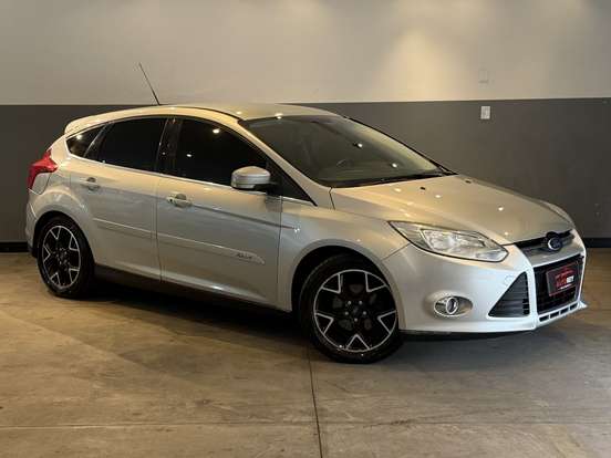 FORD-FOCUS-2014