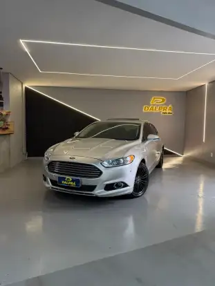 FORD-FUSION-2015