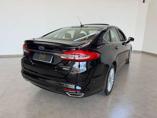 FORD-FUSION-2017
