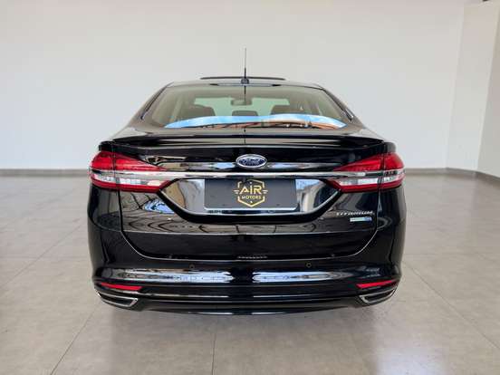 FORD-FUSION-2017