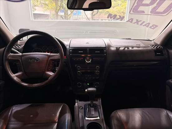 FORD-FUSION-2008