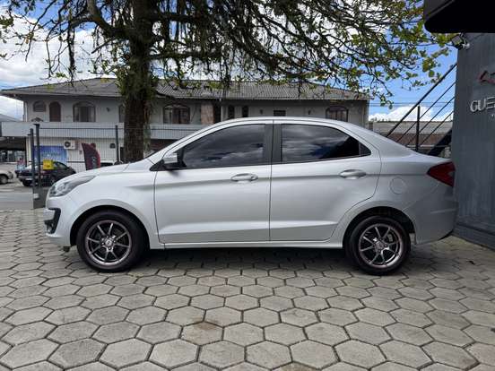 FORD-KA-2020