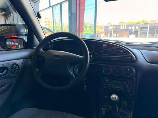 FORD-MONDEO-1996