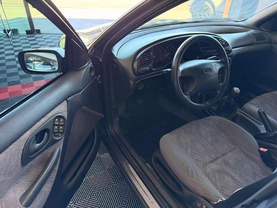 FORD-MONDEO-1996
