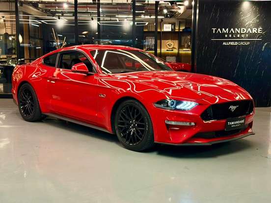 FORD-MUSTANG-2019