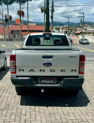 FORD-RANGER-2015