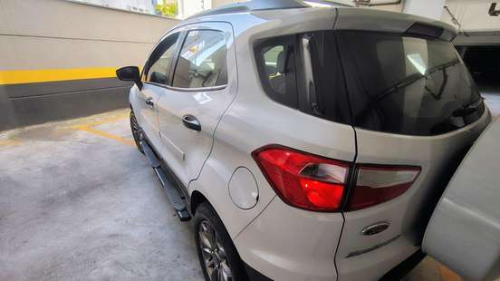 FORD-ECOSPORT-2015