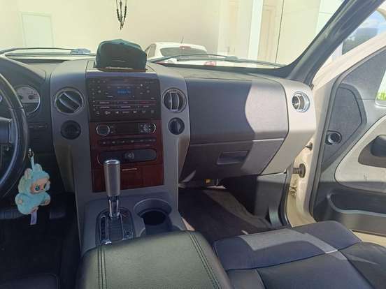 FORD-F-150-2008