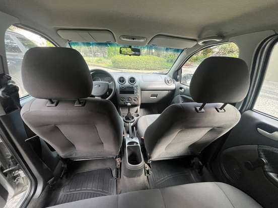 FORD-FIESTA-1.0 MPI SUPERCHARGER 8V GASOLINA 4P MANUAL FORD-FIESTA-2004