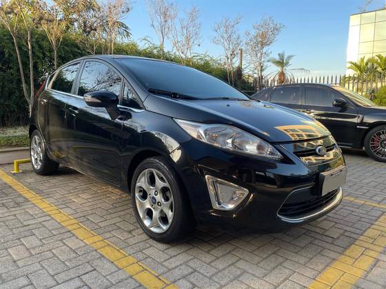 FORD FIESTA 1.6 SE HATCH 16V FLEX 4P MANUAL