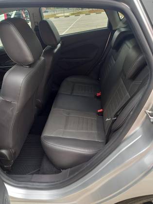 FORD FIESTA 1.6 TITANIUM HATCH 16V FLEX 4P POWERSHIFT