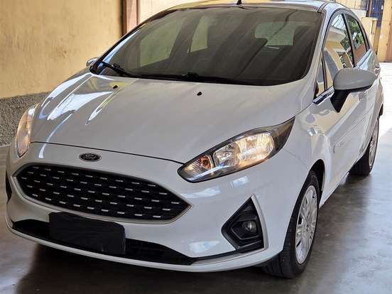 FORD-FIESTA-1.6 TI-VCT FLEX SE PLUS POWERSHIFT FORD-FIESTA-2018