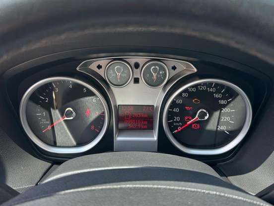 FORD-FOCUS-1.6 GL 16V FLEX 4P MANUAL FORD-FOCUS-2010