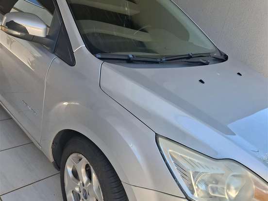 FORD-FOCUS-2.0 TITANIUM HATCH 16V FLEX 4P AUTOMÁTICO FORD-FOCUS-2012
