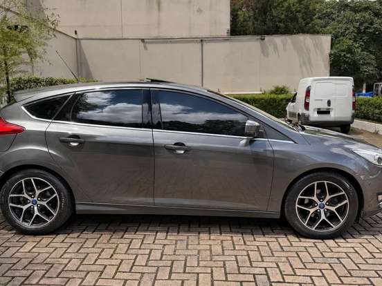 FORD-FOCUS-2.0 TITANIUM PLUS 16V FLEX 4P POWERSHIFT FORD-FOCUS-2016