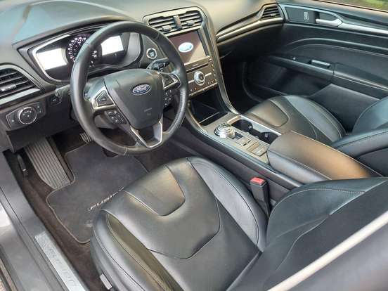 FORD-FUSION-2.0 TITANIUM AWD 16V GASOLINA 4P AUTOMÁTICO FORD-FUSION-2018
