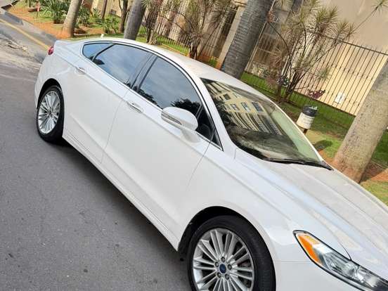 FORD-FUSION-2.0 TITANIUM FWD 16V GASOLINA 4P AUTOMÁTICO FORD-FUSION-2014