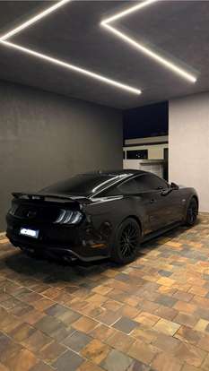 FORD-MUSTANG-2018