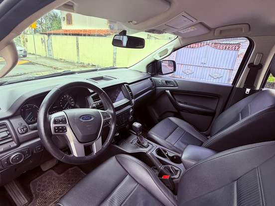 FORD-RANGER-2.2 BLACK 4X2 CD 16V DIESEL 4P AUTOMÁTICO FORD-RANGER-2022