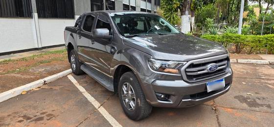 FORD RANGER 2.2 XLS 4X4 CD 16V DIESEL 4P AUTOMÁTICO