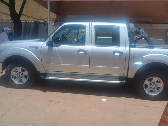 FORD RANGER 3.0 XL 4X4 CD TURBO ELECTRONIC DIESEL 4P MANUAL
