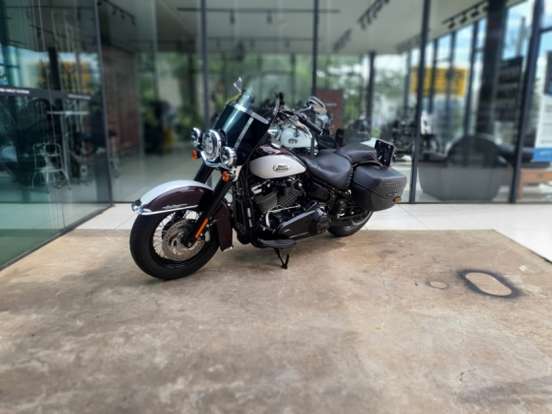 HARLEY-DAVIDSON-SOFTAIL HERITAGE CLASSIC 114-2021