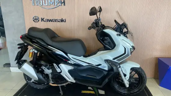 HONDA ADV 