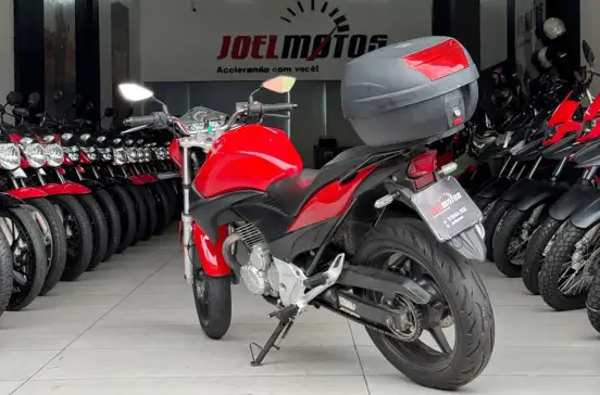 HONDA-CB 300R-2010