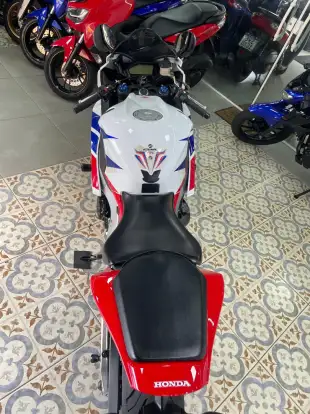 HONDA-CBR 1000RR-2013