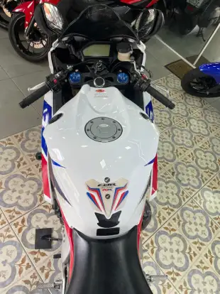 HONDA-CBR 1000RR HONDA-CBR 1000RR-2013