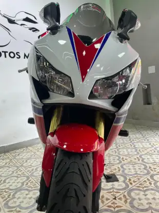 HONDA-CBR 1000RR HONDA-CBR 1000RR-2013