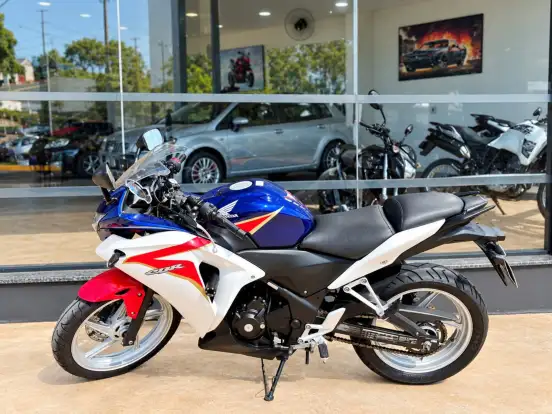 HONDA-CBR 250R HONDA-CBR 250R-2012