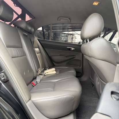 HONDA-CIVIC-2010