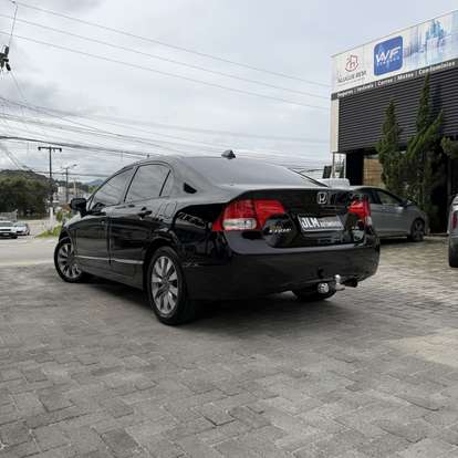 HONDA-CIVIC-2010