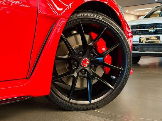 HONDA-CIVIC-2024