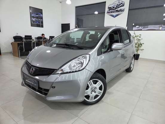 HONDA-FIT-2012