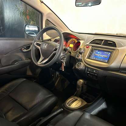 HONDA-FIT-2012