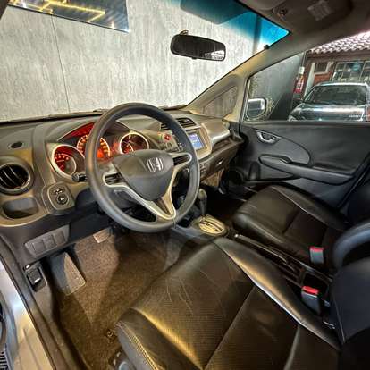 HONDA-FIT-2012