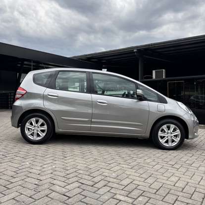 HONDA-FIT-2013