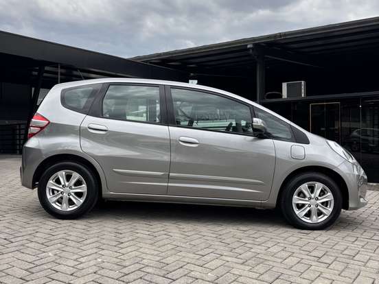 HONDA-FIT-1.4 LX 16V FLEX 4P MANUAL HONDA-FIT-2013