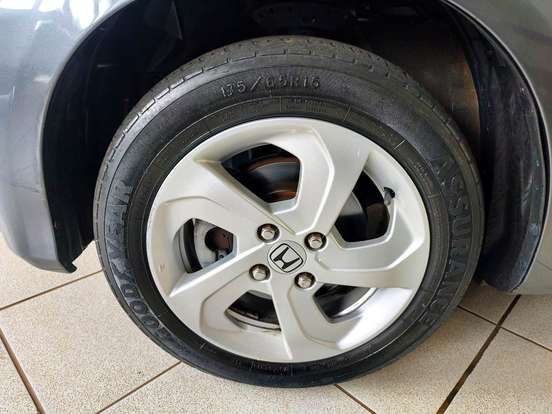 HONDA-FIT-2014