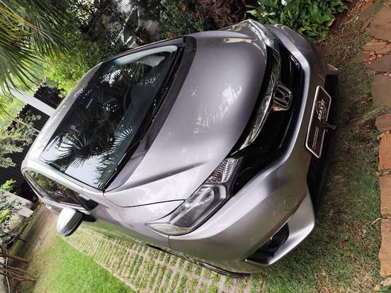 HONDA-FIT-2015